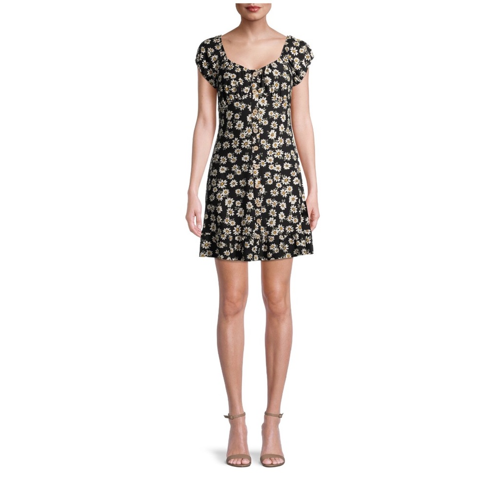 No Boundaries juniors’ puff sleeve flower dress